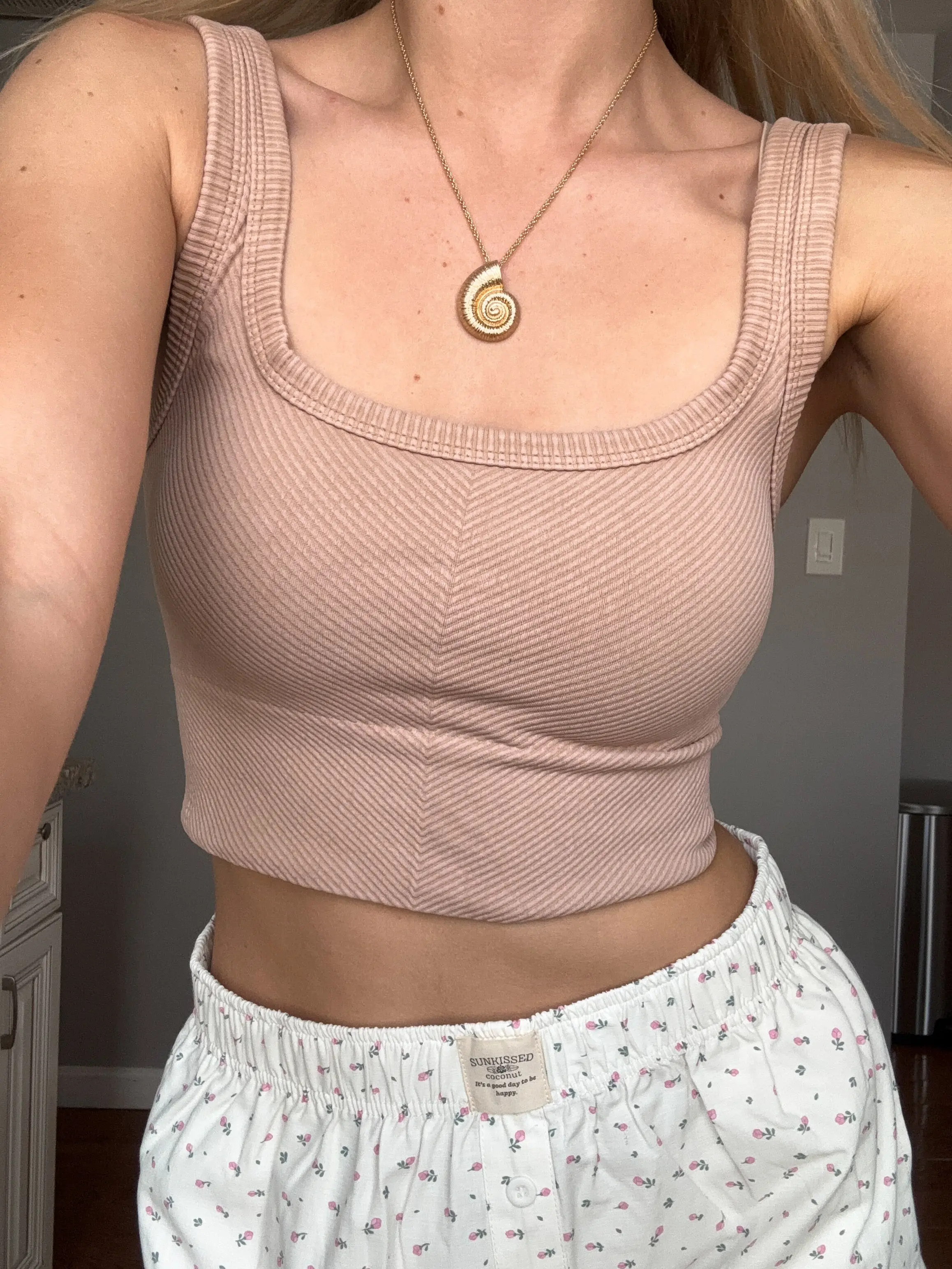 Viral Everyday Nikibiki Tanktop